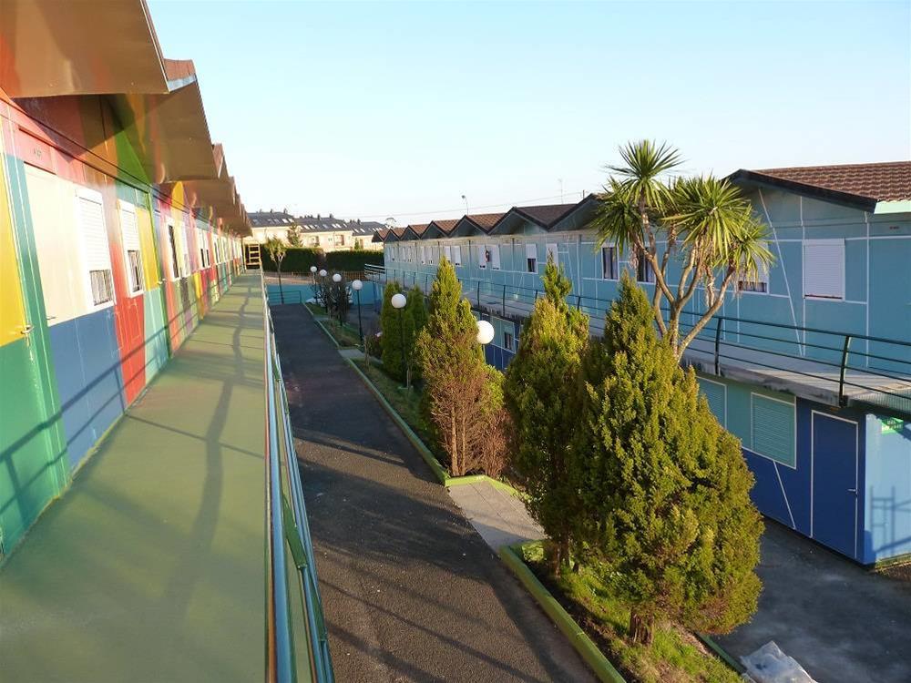 Pension Compostela Inn Cacheiras Экстерьер фото